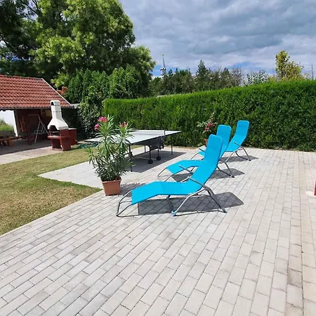 Siofok, Somogy 19 شقة *